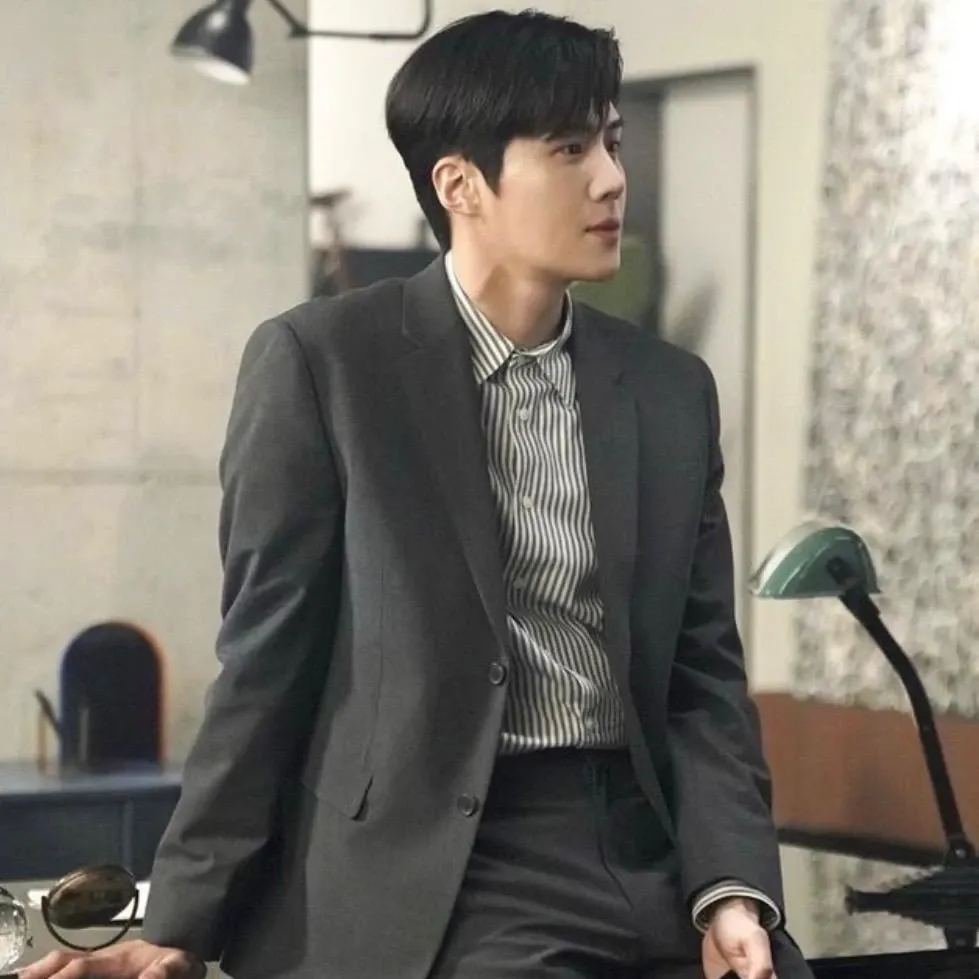 Recent activity shot of Kim Seonho