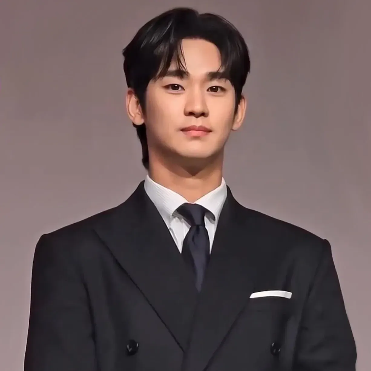 Latest photo of Kim Soohyun