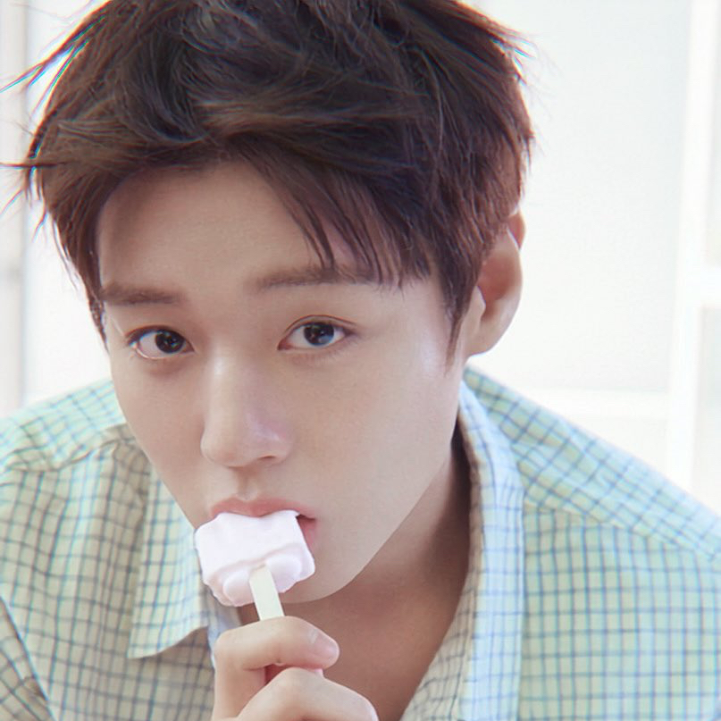 Latest photo of Park Jihoon