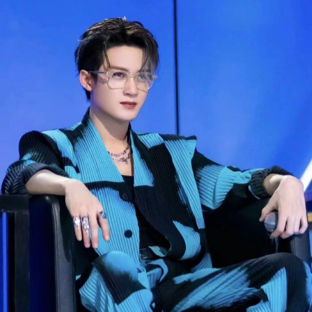 Behind-the-scenes cut of Tan Jianci