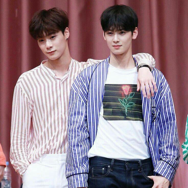 Recent activity shot of Cha Eunwoo