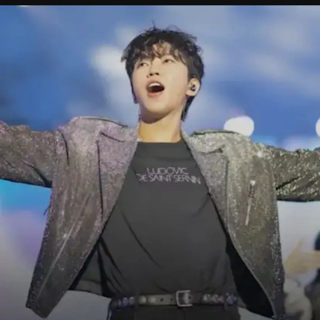 Foto kegiatan terbaru dari Lim Youngwoong