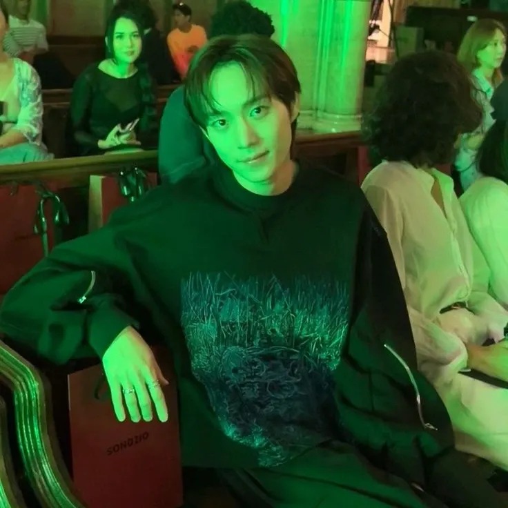 Behind-the-scenes cut of Kim Youngdae