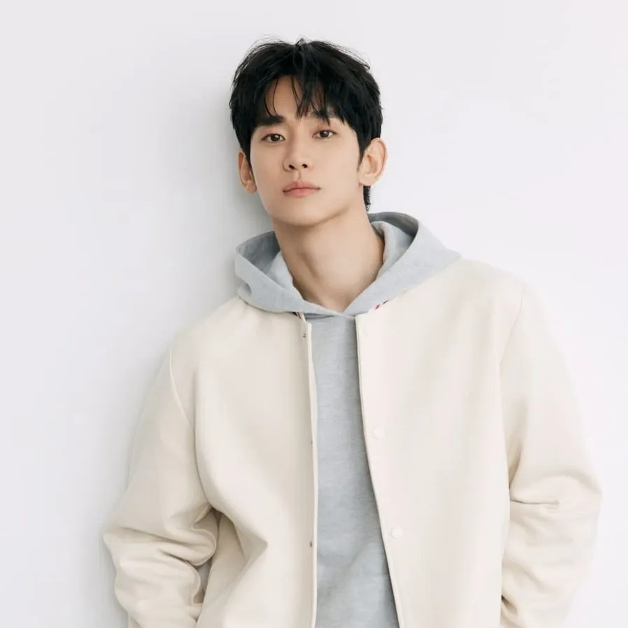 Latest photo of Kim Soohyun