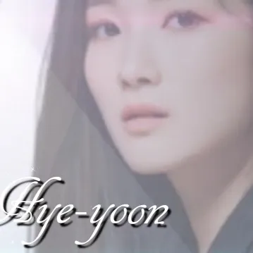 A moment captured by a fan of Kim Hyeyoon