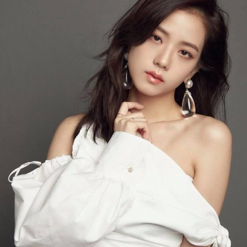 Recent activity shot of Jisoo (1995)