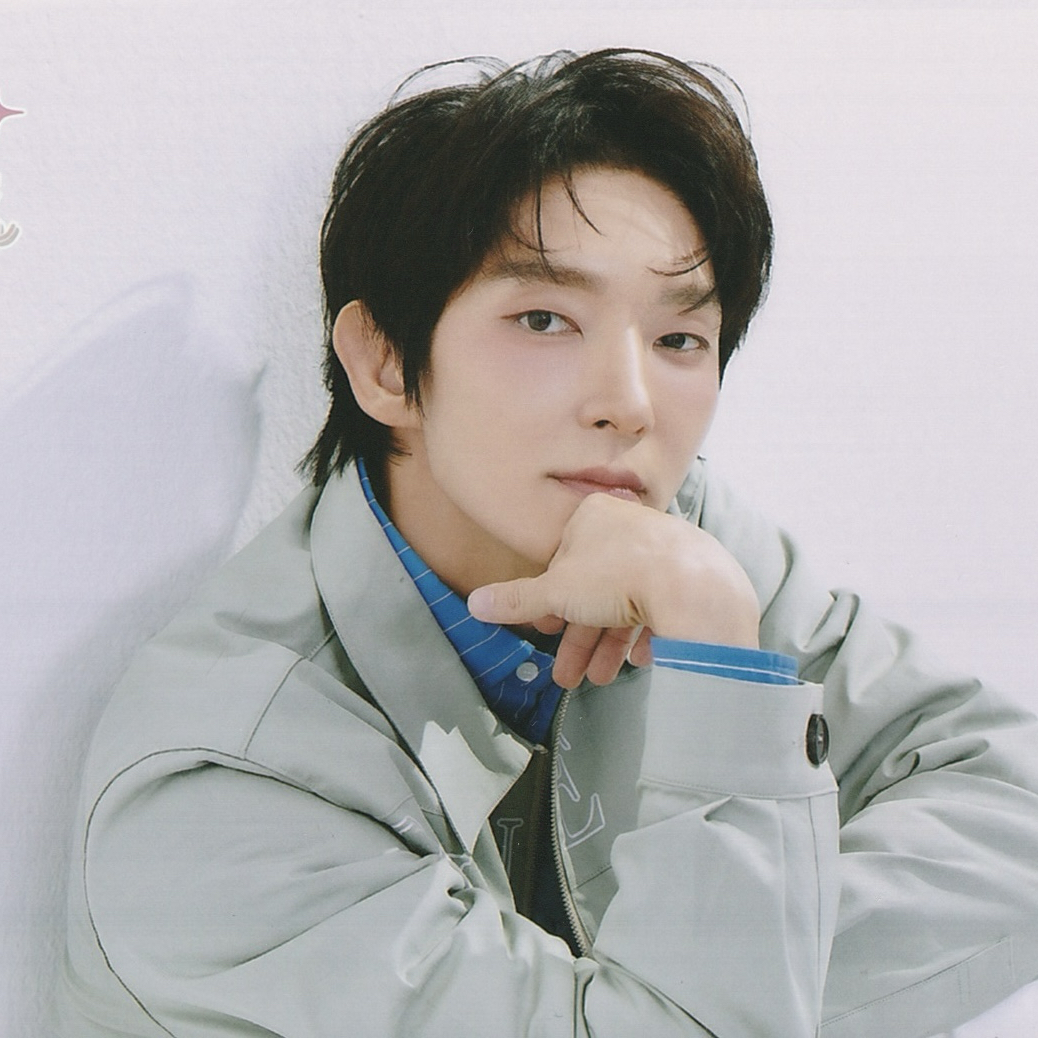 A moment captured by a fan of Lee Joongi