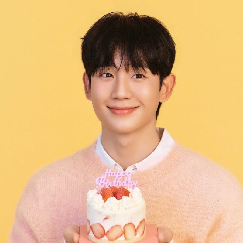 정해인 최근 활동샷