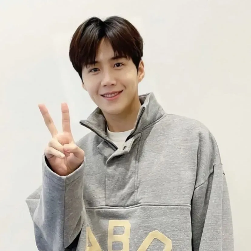 Cuplikan di balik layar dari Kim Seonho