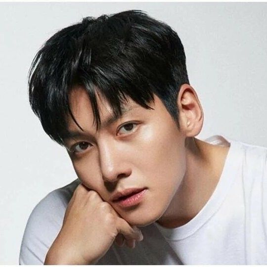 A moment captured by a fan of Ji Changwook