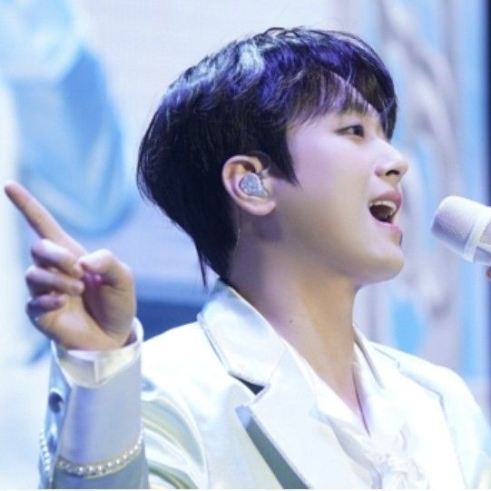 イ・チャンウォンのビハインドカット