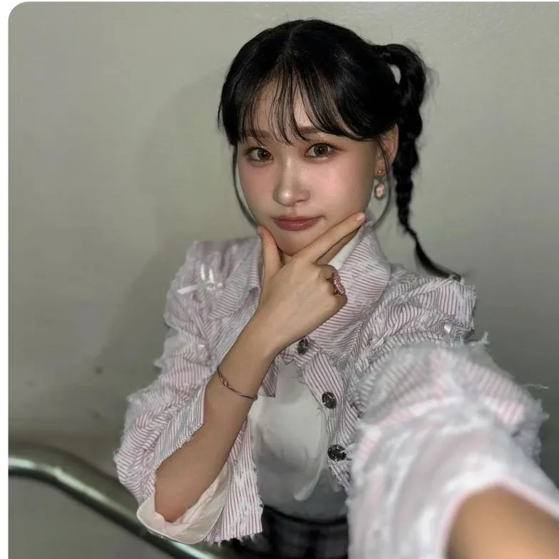 Momen yang diabadikan oleh penggemar Kim Dahyun