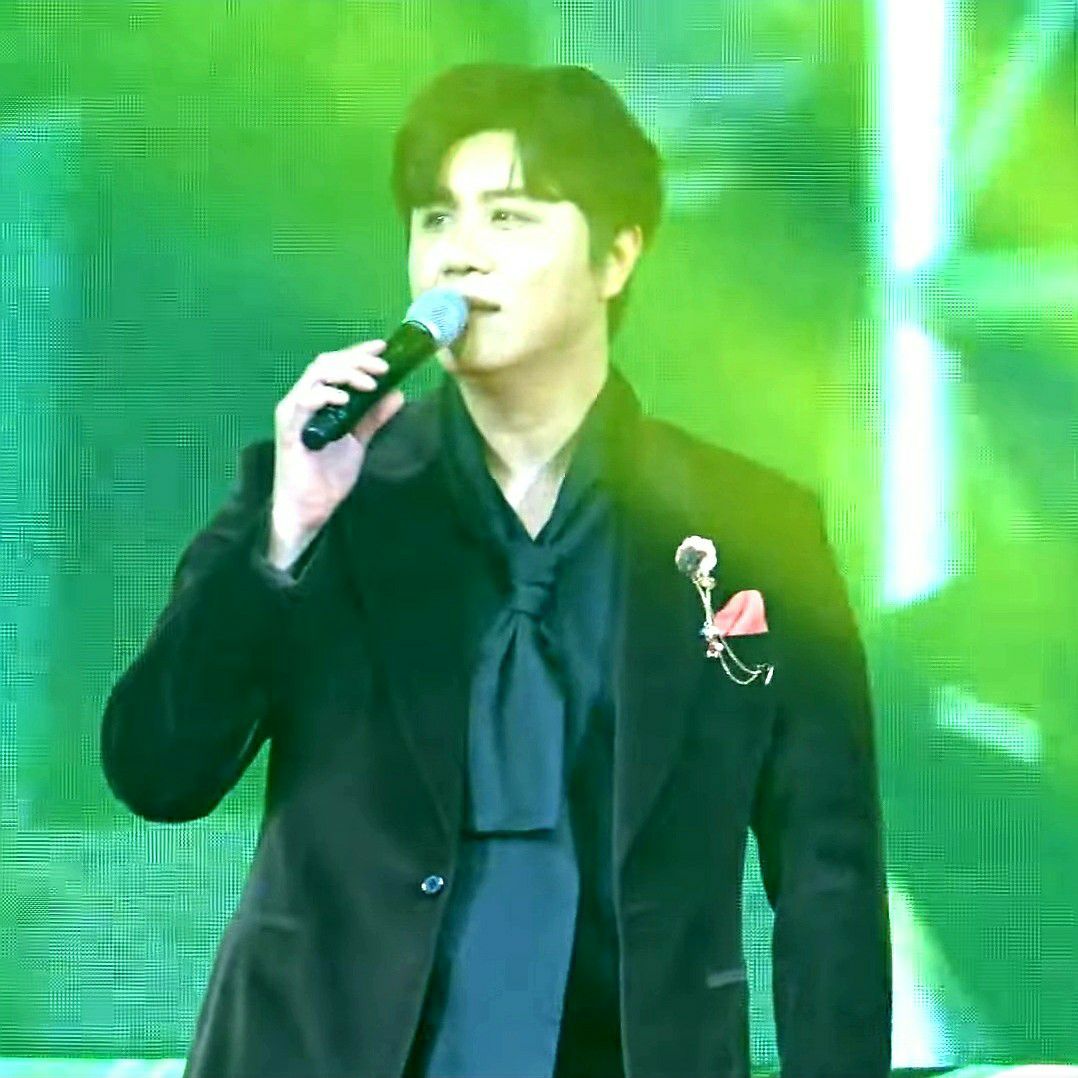 A moment captured by a fan of Jin Haesung