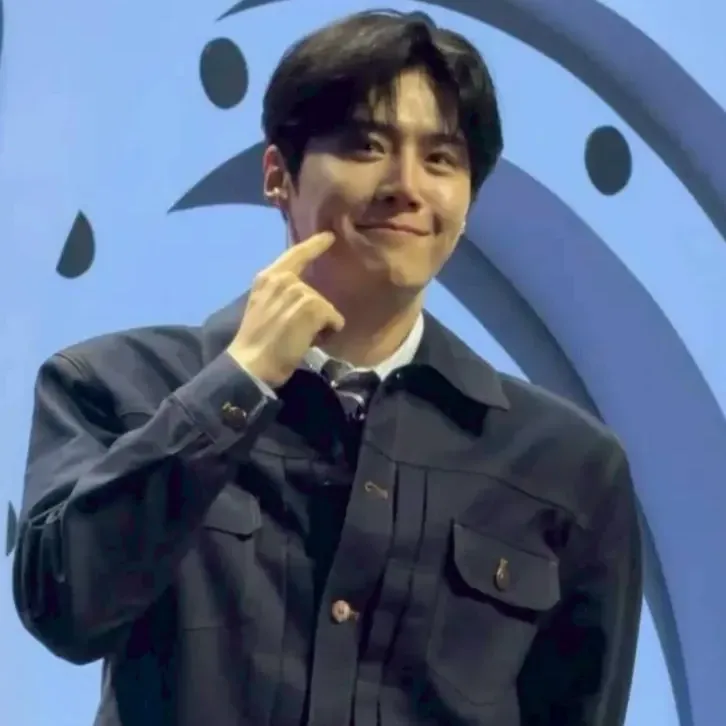 A moment captured by a fan of Kim Seonho
