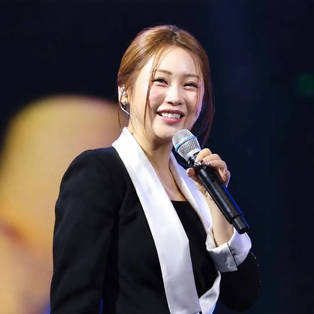 홍지윤의 비하인드 컷