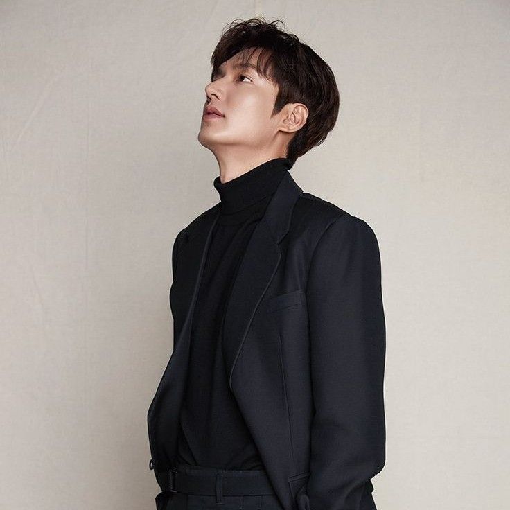 イ・ミンホのビハインドカット