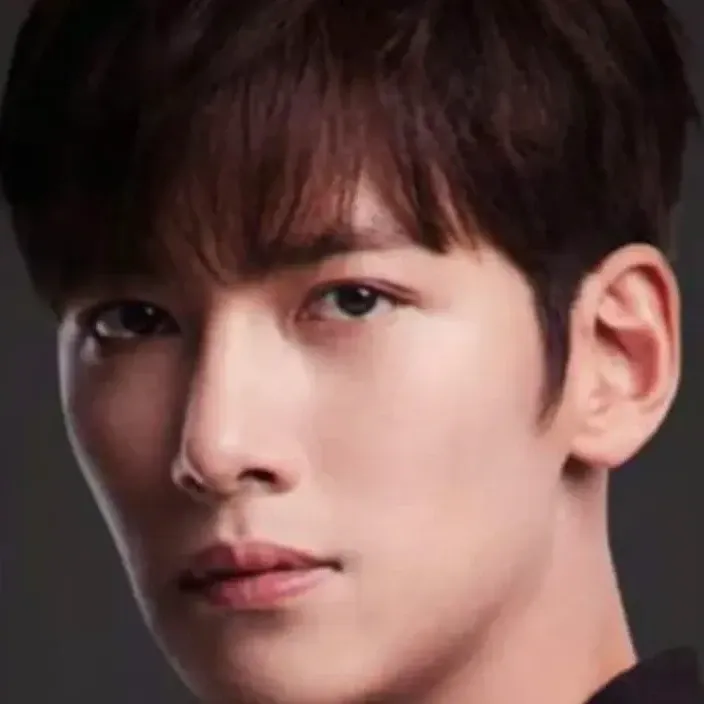 A moment captured by a fan of Ji Changwook