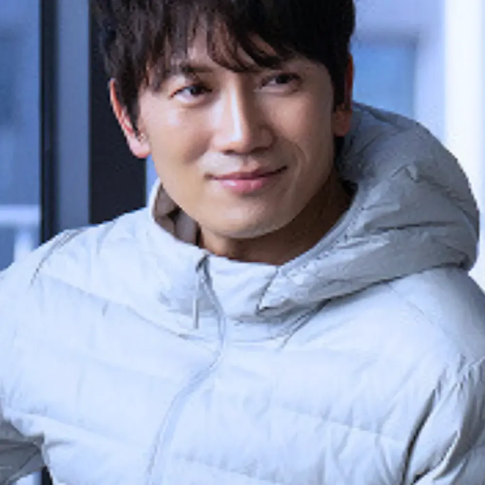Recent activity shot of Ji Sung