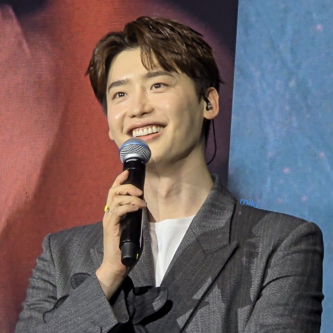 李鍾碩的近期活動照