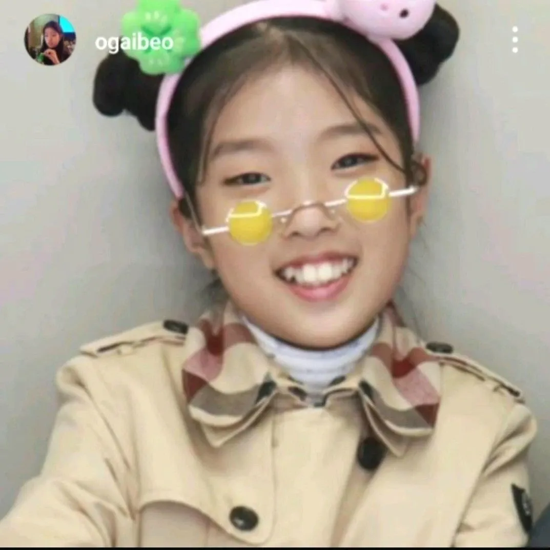 Latest photo of Bin Yeseo