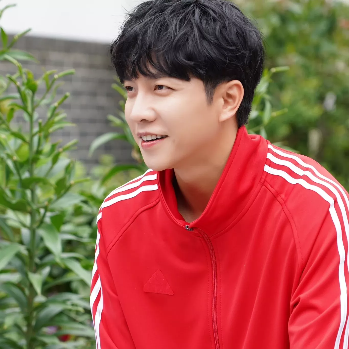 Cuplikan di balik layar dari Lee Seunggi