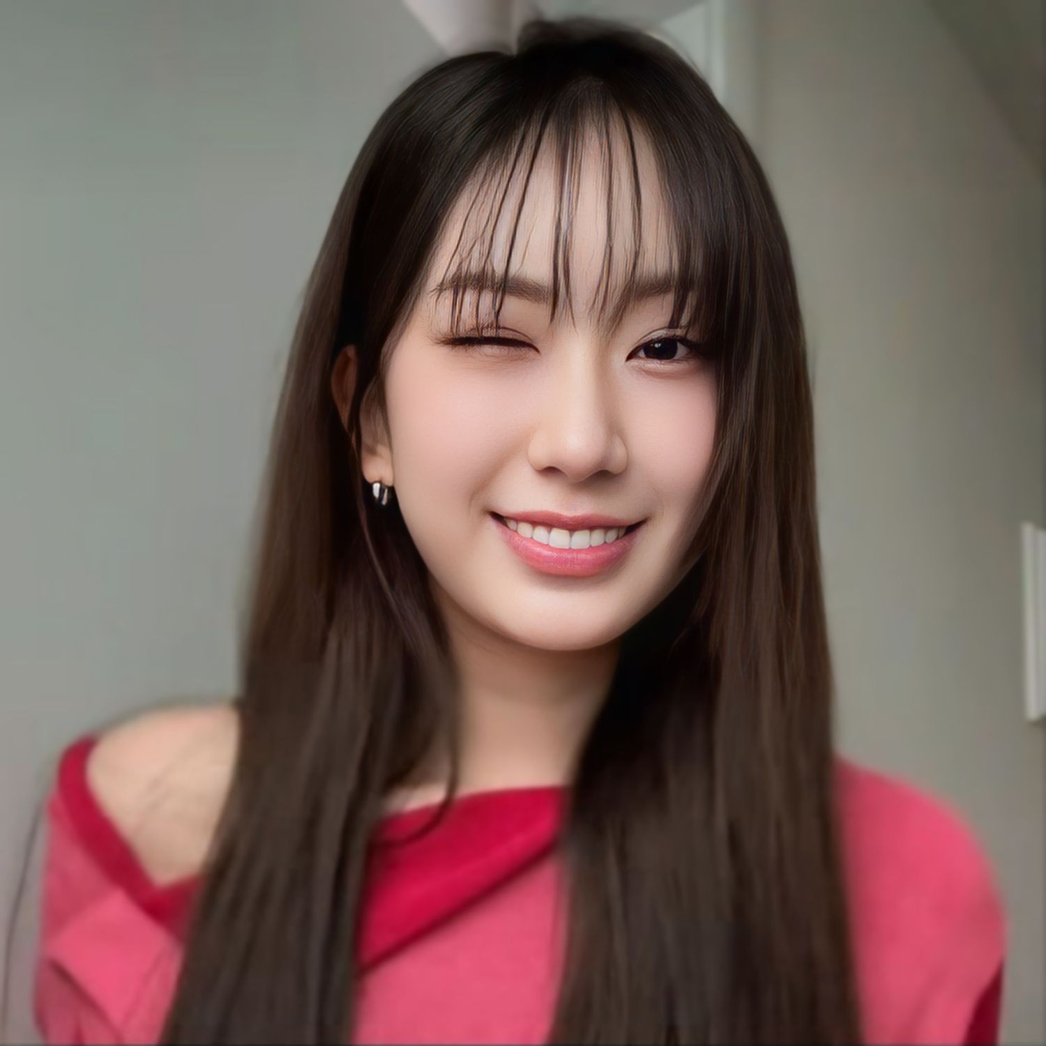 Recent activity shot of Jeon Yujin