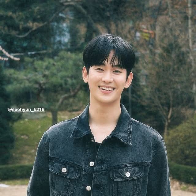 金秀賢的幕後花絮