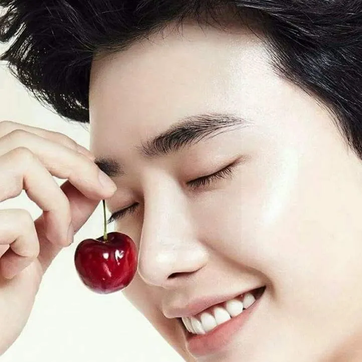 Behind-the-scenes cut of Lee Jongsuk