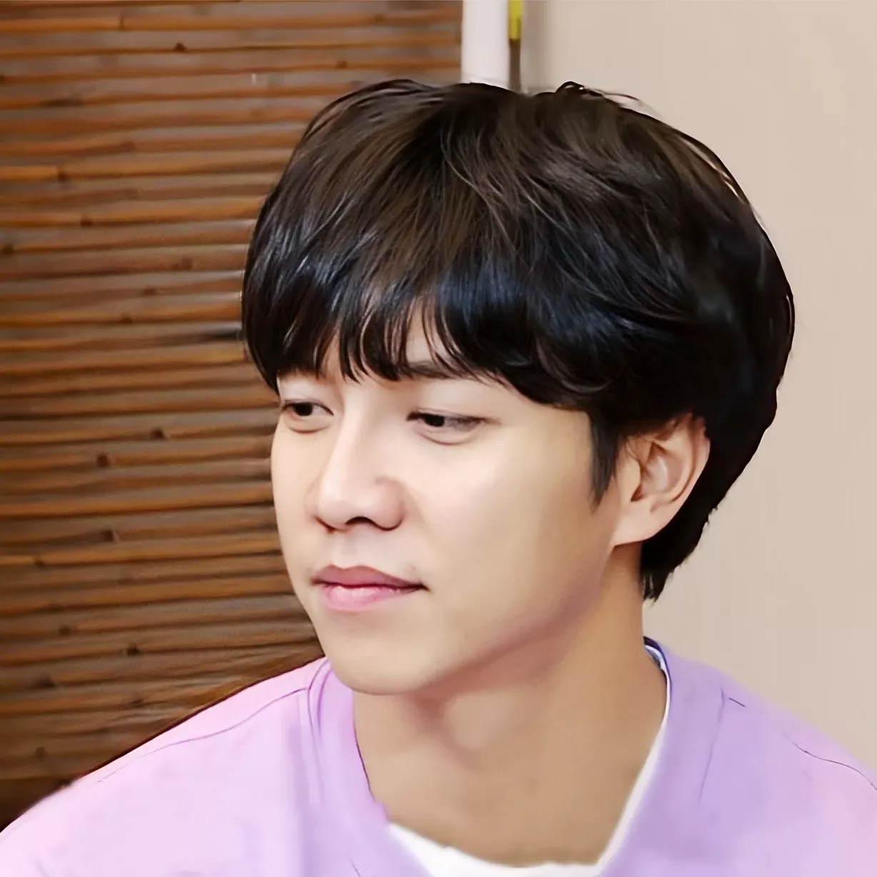 Foto kegiatan terbaru dari Lee Seunggi