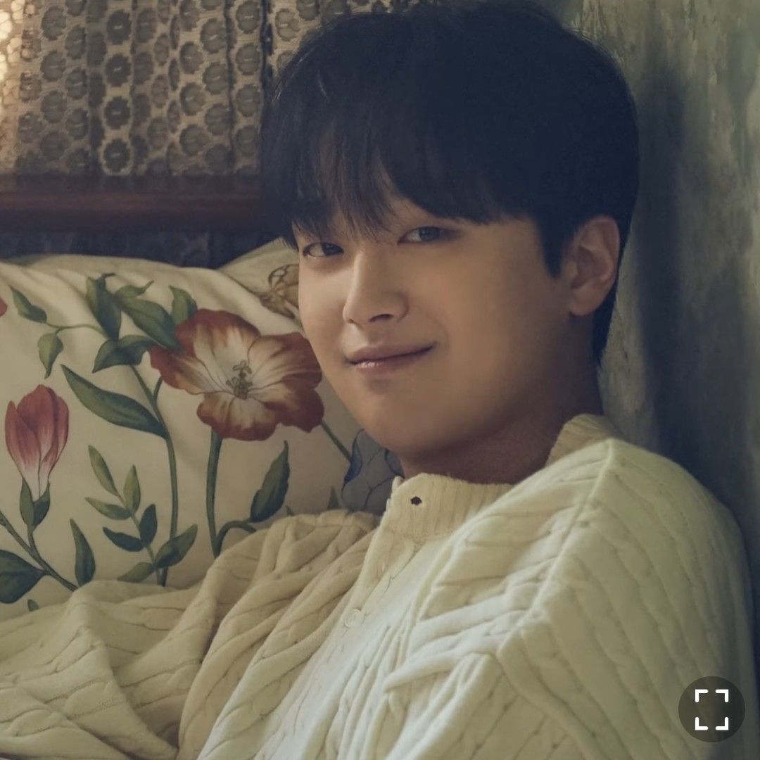 粉絲拍下的李燦元瞬間