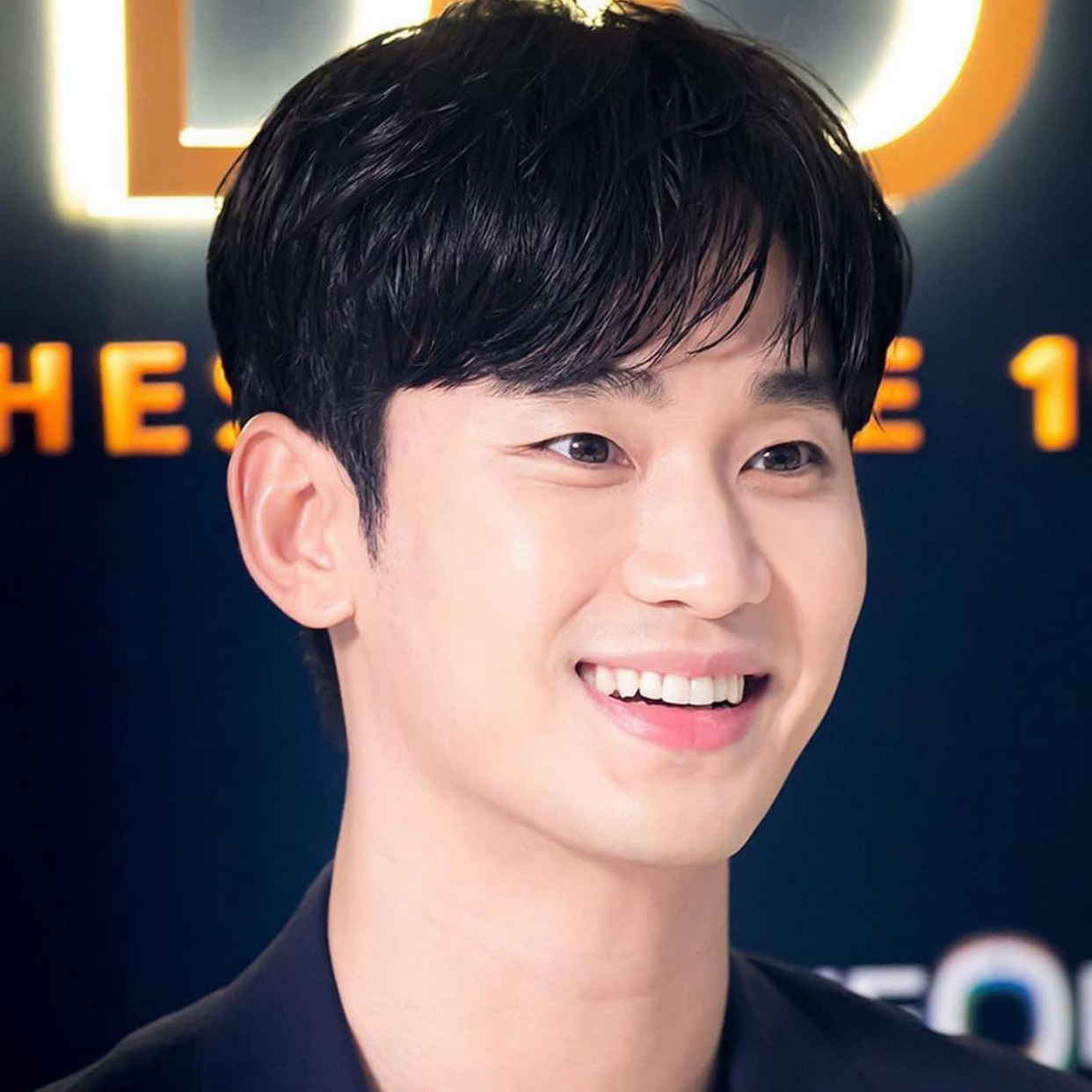 金秀賢的幕後花絮