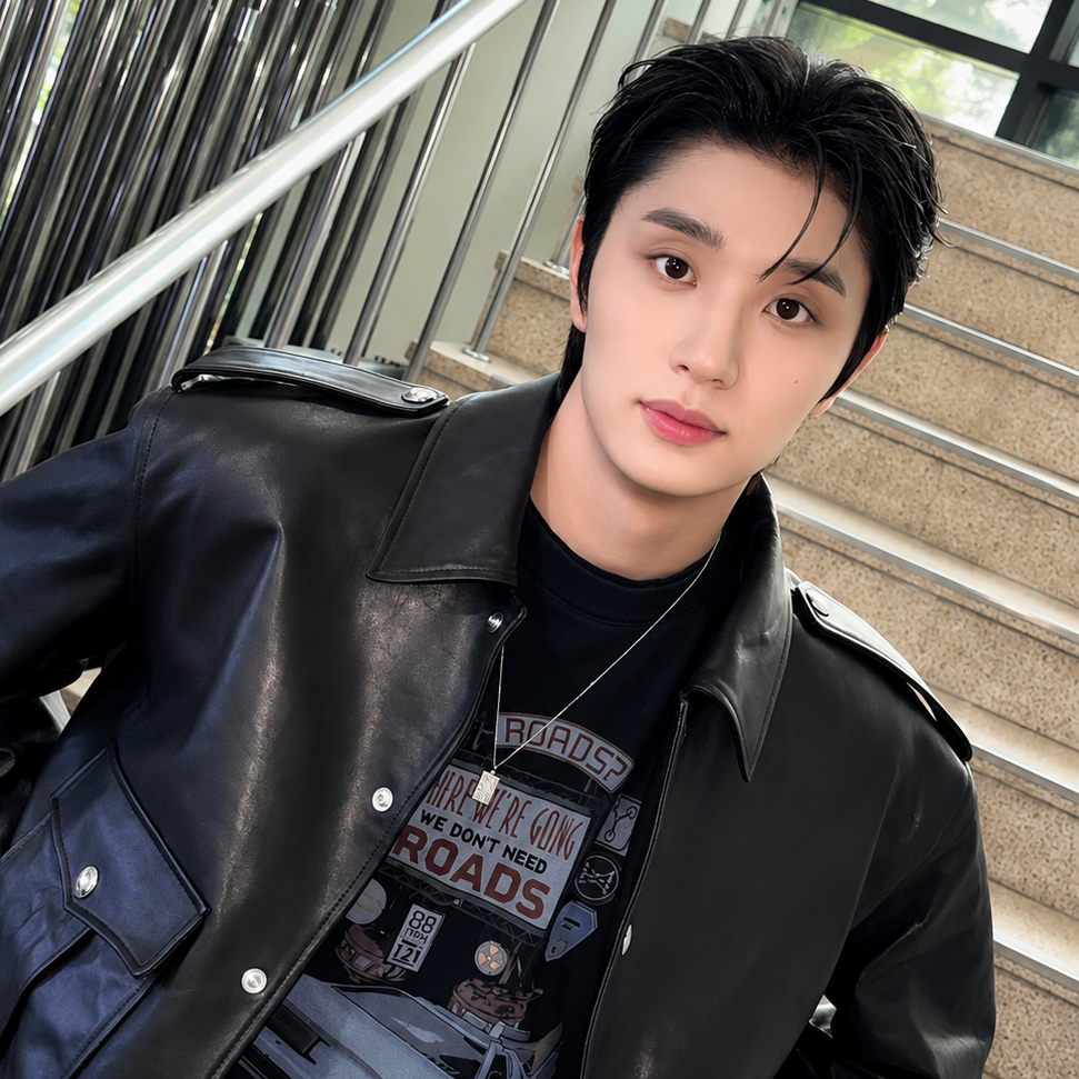 Latest photo of Kim Jaewon