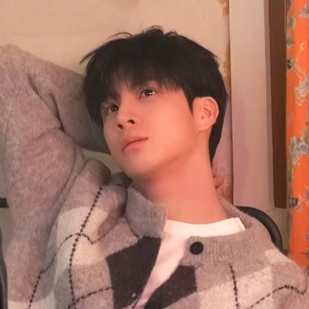 チョン・ドンウォンの最近の活動ショット