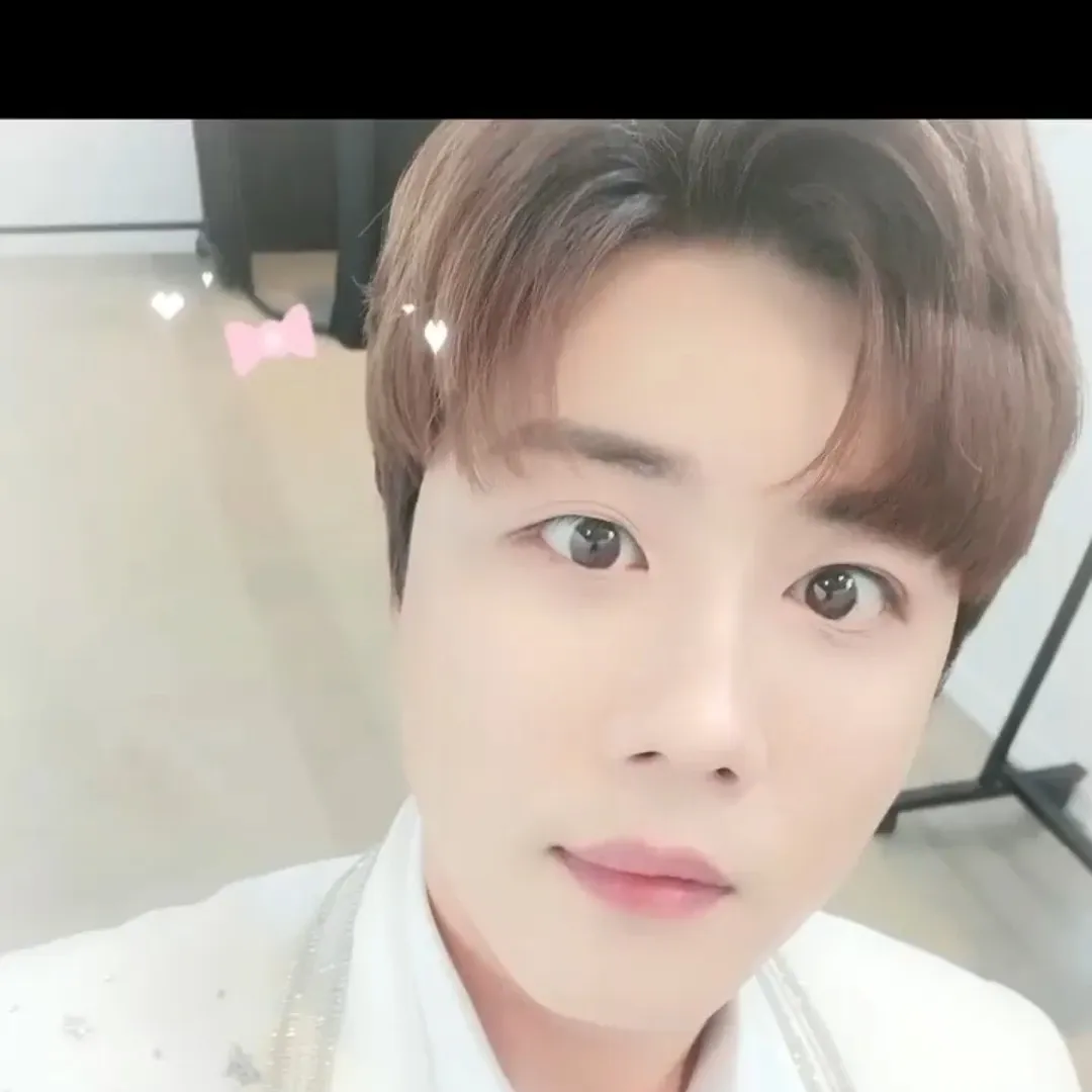 Behind-the-scenes cut of Jin Haesung