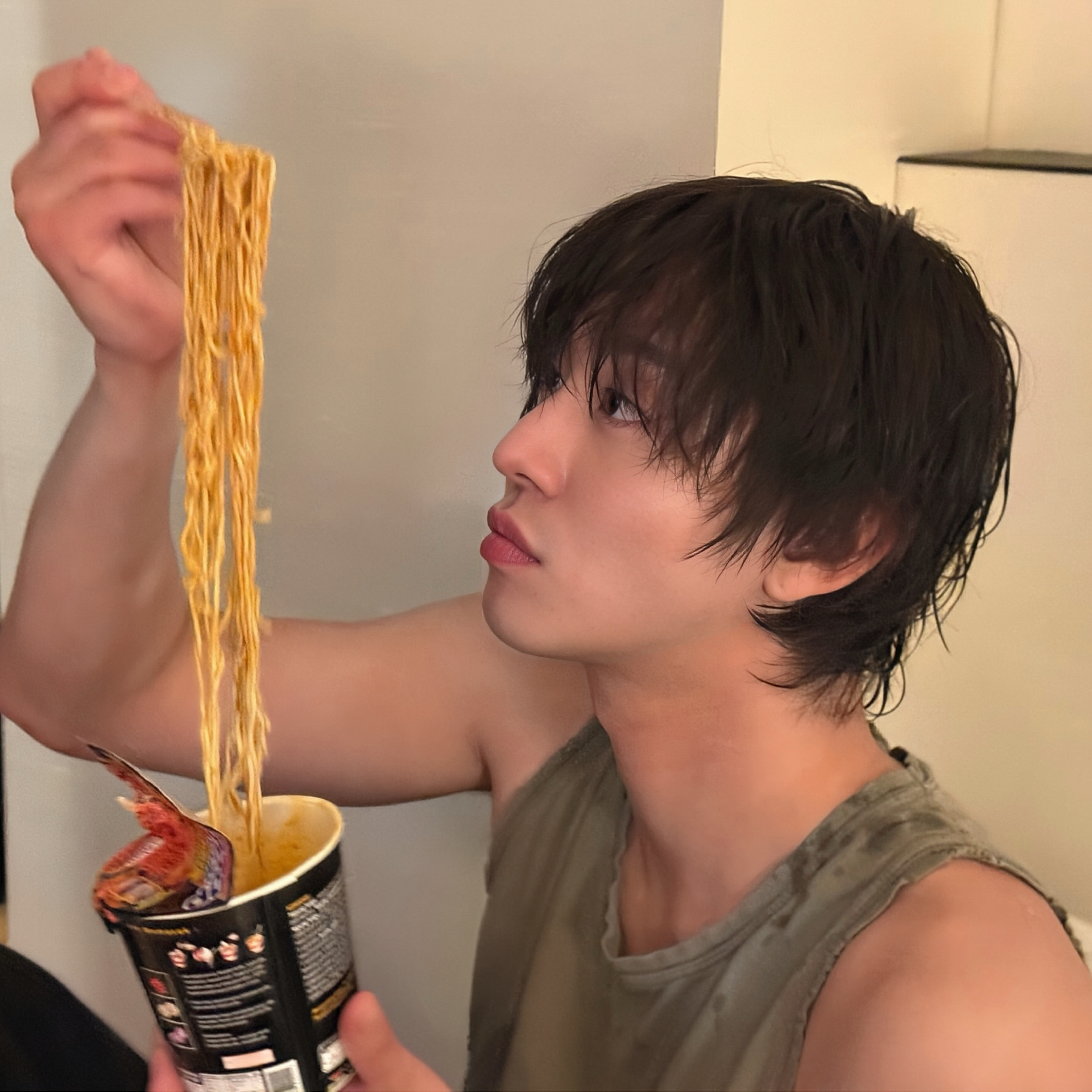 Latest photo of Ahn Hyoseop