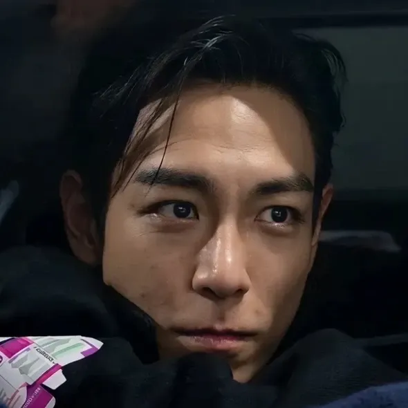A moment captured by a fan of T.O.P