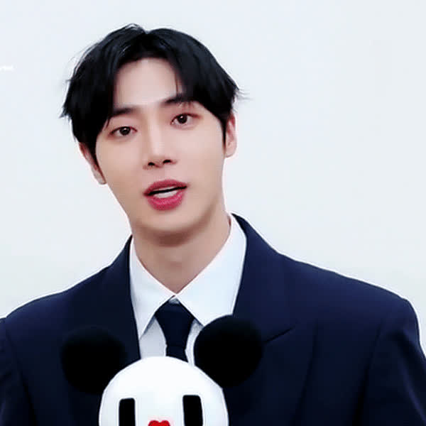 Today’s standout profile photo of Choo Youngwoo on Choeaedol Celeb