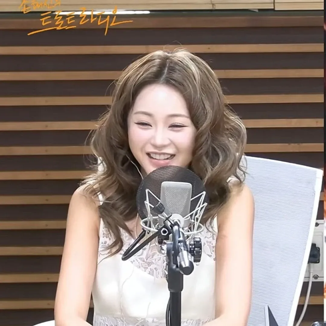 홍지윤 최근 활동샷