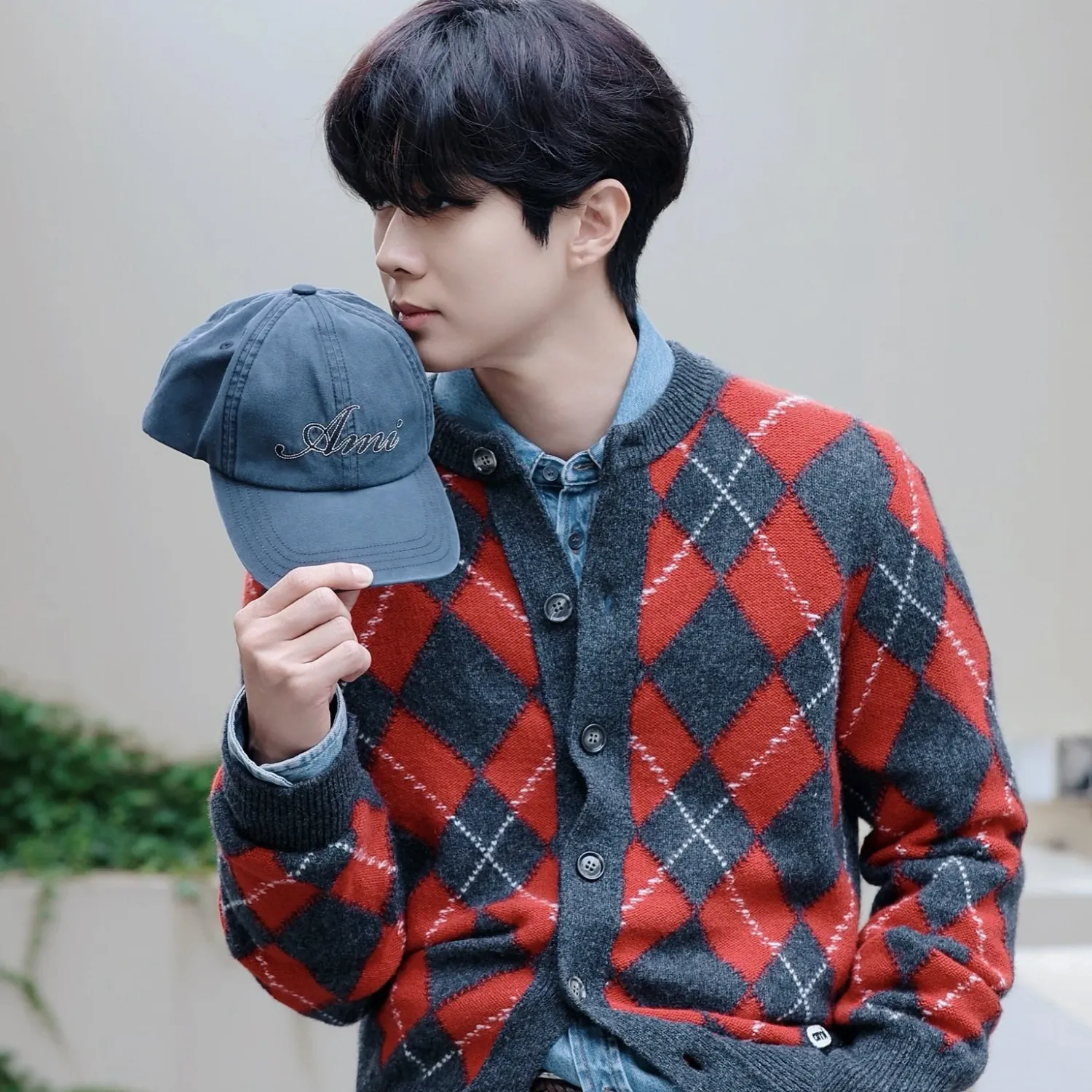 Behind-the-scenes cut of Choi Wooshik