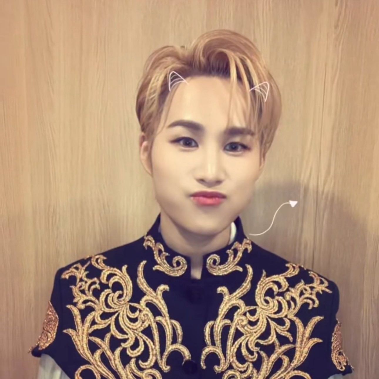 金熙栽的最新照片