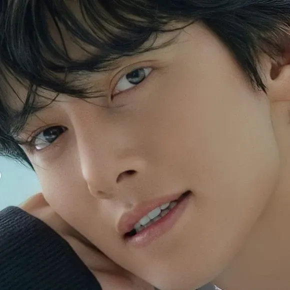 Recent activity shot of Ji Changwook