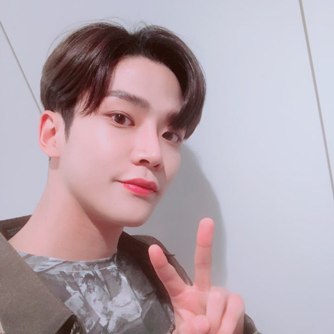 粉丝拍下的路云瞬间