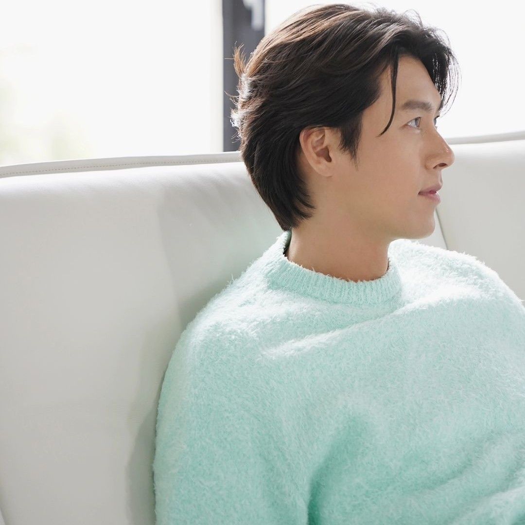 Behind-the-scenes cut of Hyun Bin