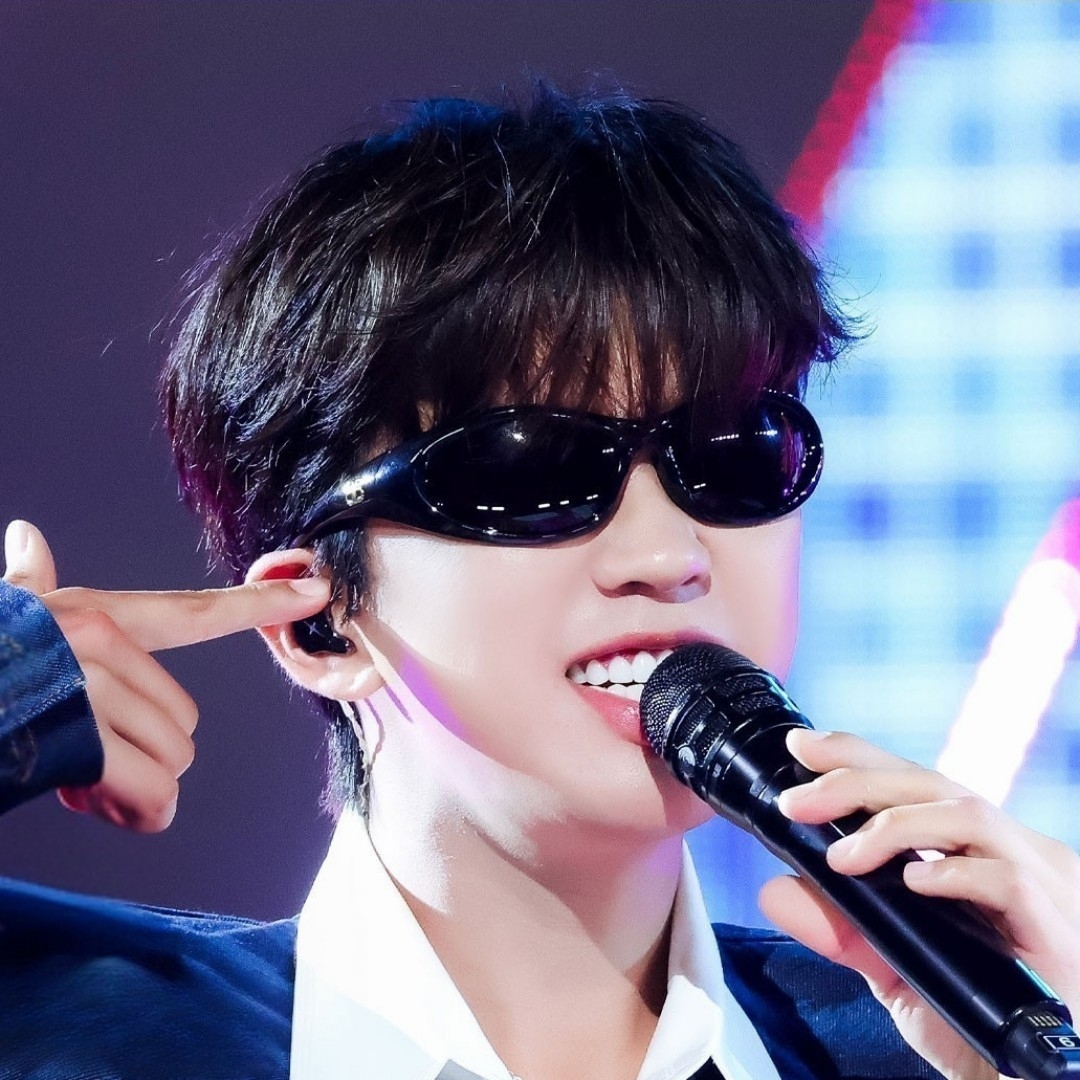 粉丝拍下的林英雄瞬间