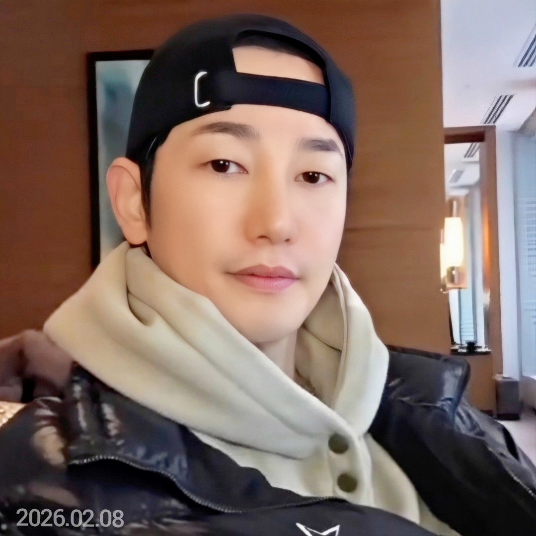 Recent activity shot of Park Sihoo