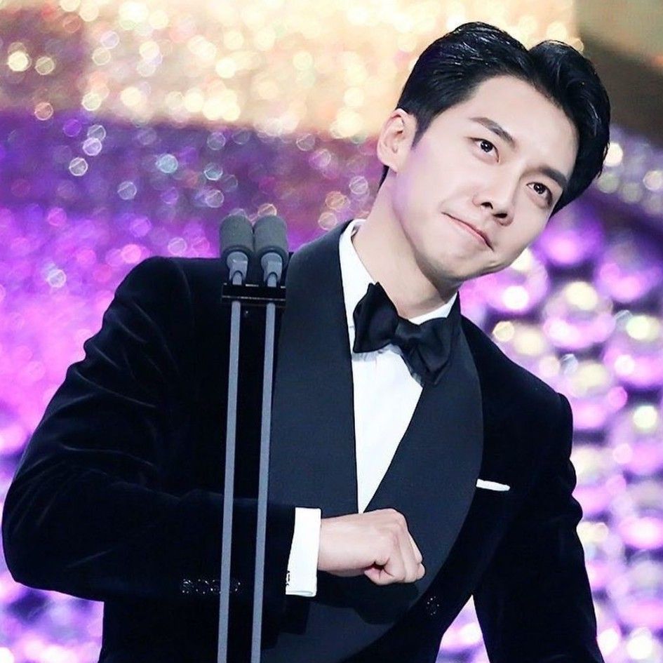 李昇基的最新照片