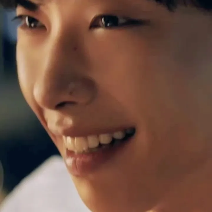 Behind-the-scenes cut of Woo Dohwan
