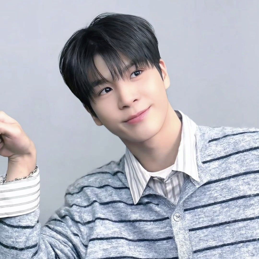 チョン・ドンウォンの最近の活動ショット