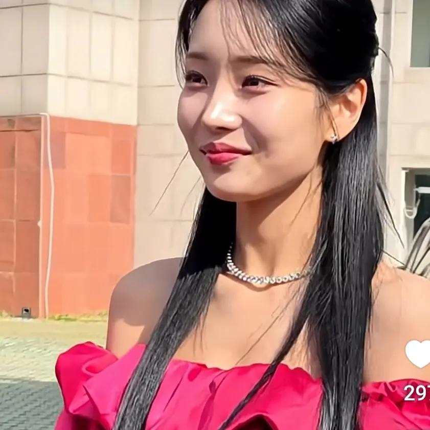 Recent activity shot of Kim Soyeon (2004)