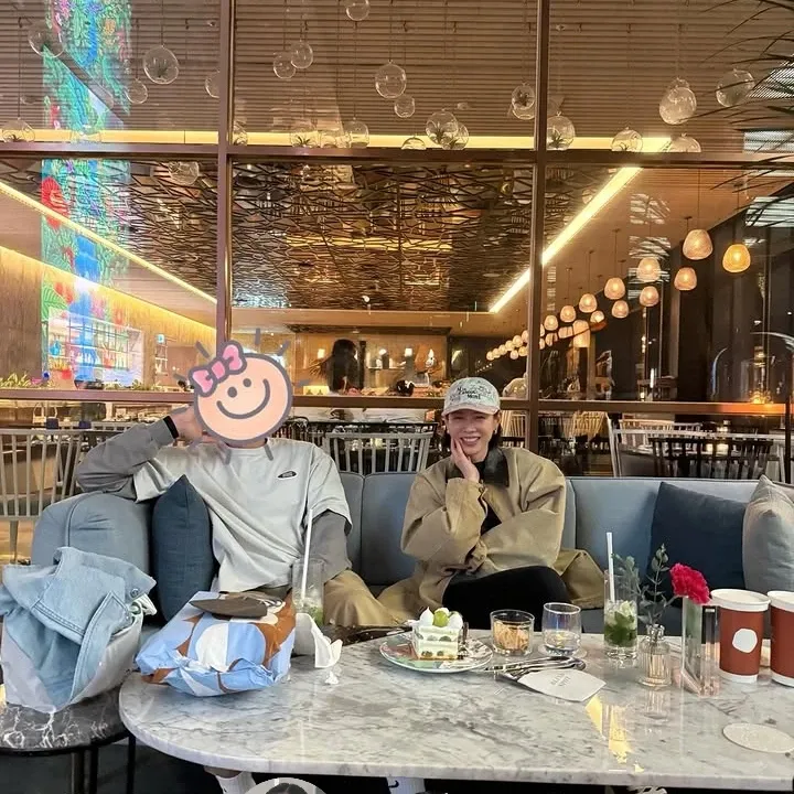 粉丝拍下的孙艺珍瞬间